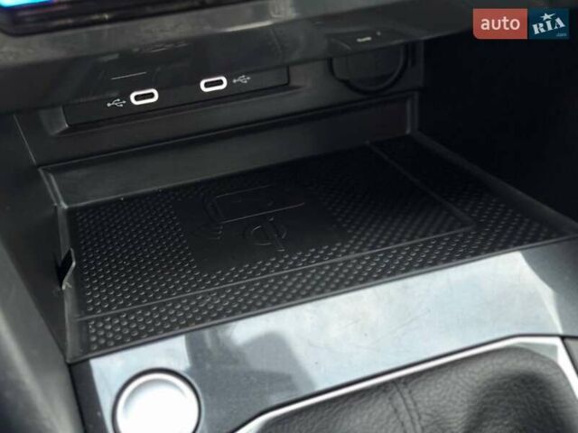 Синий Фольксваген Тигуан, объемом двигателя 2 л и пробегом 136 тыс. км за 33400 $, фото 19 на Automoto.ua