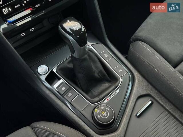 Синий Фольксваген Тигуан, объемом двигателя 2 л и пробегом 136 тыс. км за 33400 $, фото 18 на Automoto.ua