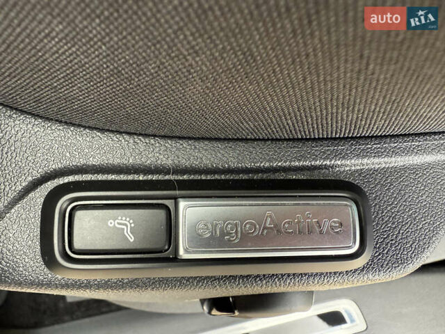 Синій Фольксваген Тігуан, об'ємом двигуна 1.97 л та пробігом 48 тис. км за 38200 $, фото 31 на Automoto.ua