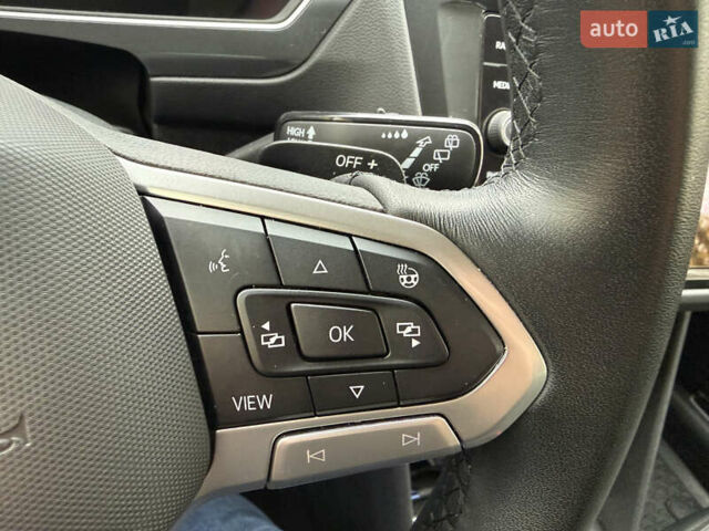 Синій Фольксваген Тігуан, об'ємом двигуна 1.97 л та пробігом 48 тис. км за 38200 $, фото 18 на Automoto.ua