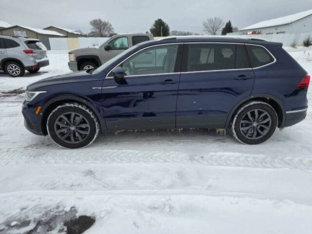 Синий Фольксваген Тигуан, объемом двигателя 2 л и пробегом 30 тыс. км за 16900 $, фото 3 на Automoto.ua