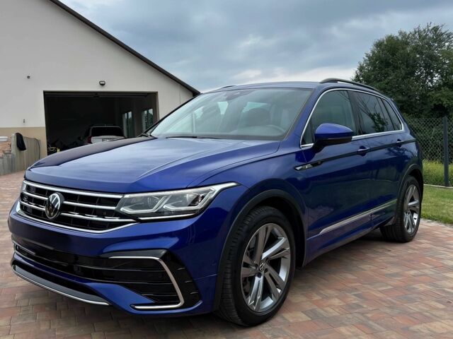 Синій Фольксваген Тігуан, об'ємом двигуна 2 л та пробігом 30 тис. км за 17000 $, фото 2 на Automoto.ua