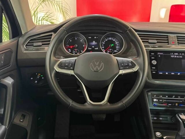 Зеленый Фольксваген Тигуан, объемом двигателя 2 л и пробегом 21 тыс. км за 32938 $, фото 15 на Automoto.ua