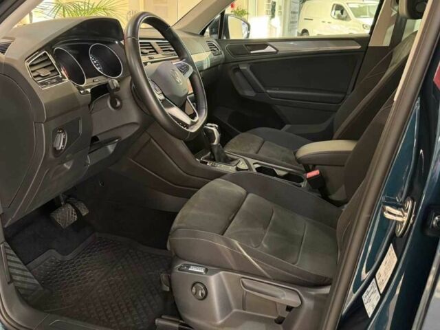 Зеленый Фольксваген Тигуан, объемом двигателя 2 л и пробегом 21 тыс. км за 32938 $, фото 11 на Automoto.ua