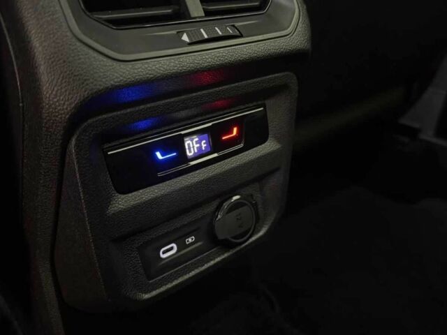 Зеленый Фольксваген Тигуан, объемом двигателя 2 л и пробегом 21 тыс. км за 32938 $, фото 16 на Automoto.ua