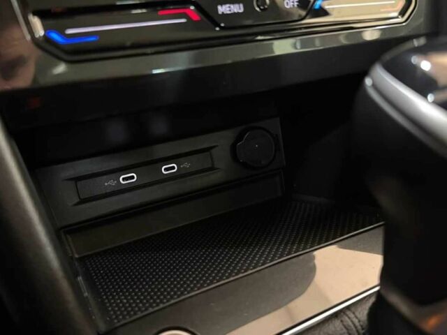 Зеленый Фольксваген Тигуан, объемом двигателя 2 л и пробегом 21 тыс. км за 32938 $, фото 23 на Automoto.ua