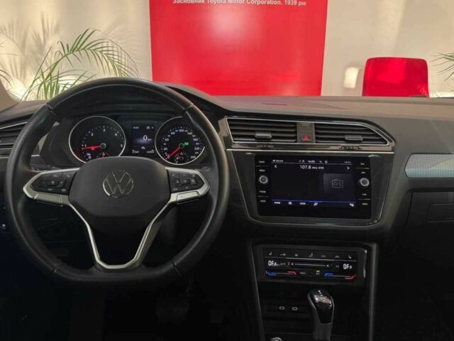 Зеленый Фольксваген Тигуан, объемом двигателя 2 л и пробегом 21 тыс. км за 32938 $, фото 14 на Automoto.ua