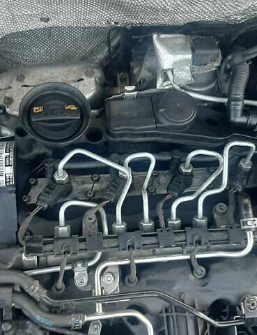 Зеленый Фольксваген Тигуан, объемом двигателя 2 л и пробегом 255 тыс. км за 10200 $, фото 11 на Automoto.ua