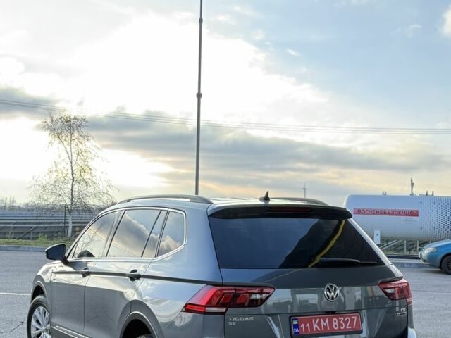 Зеленый Фольксваген Тигуан, объемом двигателя 0 л и пробегом 240 тыс. км за 14999 $, фото 5 на Automoto.ua