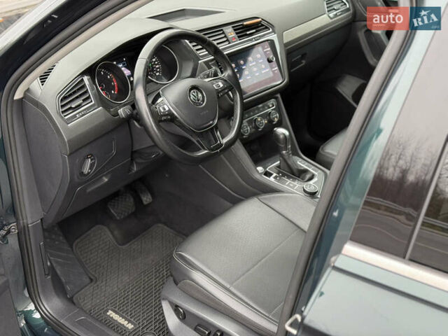 Зеленый Фольксваген Тигуан, объемом двигателя 1.98 л и пробегом 170 тыс. км за 18499 $, фото 12 на Automoto.ua