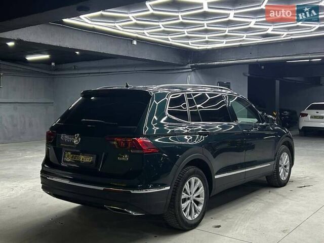 Зелений Фольксваген Тігуан, об'ємом двигуна 2 л та пробігом 96 тис. км за 19000 $, фото 5 на Automoto.ua