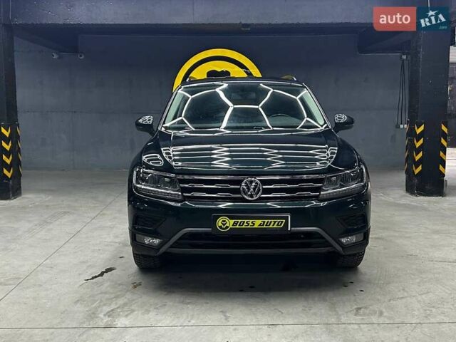 Зелений Фольксваген Тігуан, об'ємом двигуна 2 л та пробігом 96 тис. км за 19000 $, фото 1 на Automoto.ua