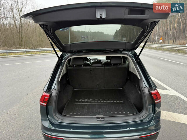 Зеленый Фольксваген Тигуан, объемом двигателя 1.98 л и пробегом 170 тыс. км за 18499 $, фото 29 на Automoto.ua