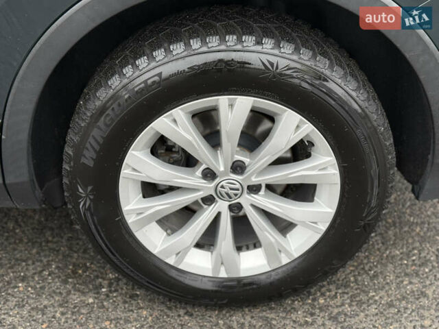 Зеленый Фольксваген Тигуан, объемом двигателя 1.98 л и пробегом 170 тыс. км за 18499 $, фото 11 на Automoto.ua