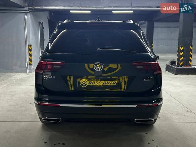 Зелений Фольксваген Тігуан, об'ємом двигуна 2 л та пробігом 96 тис. км за 19000 $, фото 4 на Automoto.ua