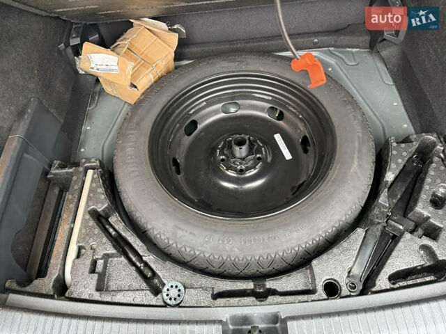 Зеленый Фольксваген Тигуан, объемом двигателя 1.98 л и пробегом 170 тыс. км за 18499 $, фото 30 на Automoto.ua