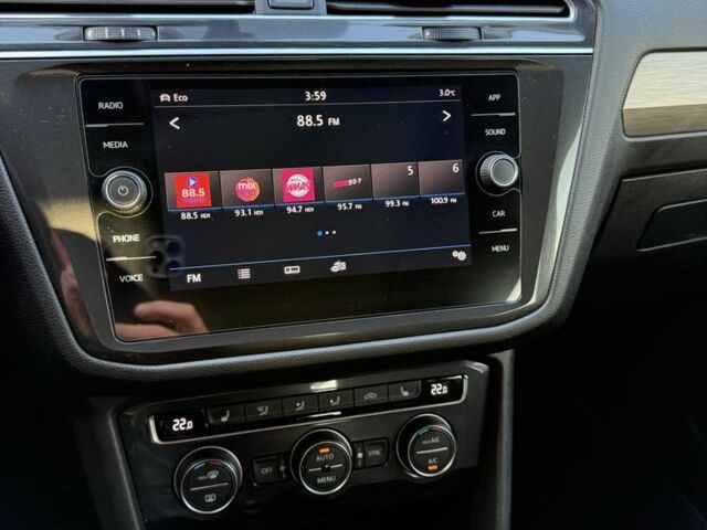 Зеленый Фольксваген Тигуан, объемом двигателя 0 л и пробегом 240 тыс. км за 14999 $, фото 9 на Automoto.ua