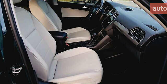 Зеленый Фольксваген Тигуан, объемом двигателя 1.98 л и пробегом 79 тыс. км за 16900 $, фото 35 на Automoto.ua