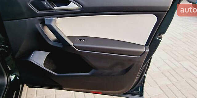 Зеленый Фольксваген Тигуан, объемом двигателя 1.98 л и пробегом 79 тыс. км за 16900 $, фото 32 на Automoto.ua