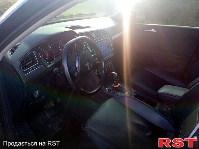 Зеленый Фольксваген Тигуан, объемом двигателя 2 л и пробегом 156 тыс. км за 16850 $, фото 7 на Automoto.ua