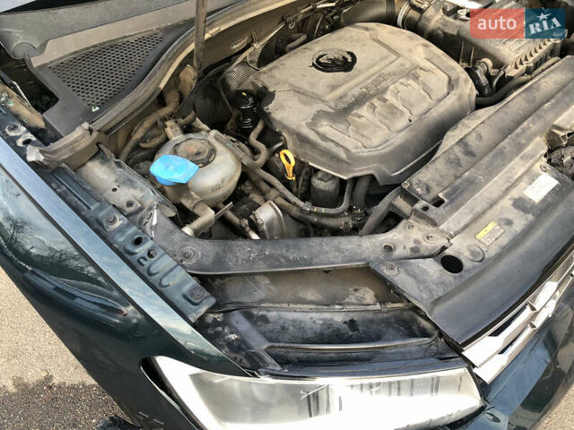 Зеленый Фольксваген Тигуан, объемом двигателя 0 л и пробегом 139 тыс. км за 12200 $, фото 66 на Automoto.ua