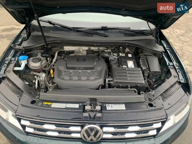 Зеленый Фольксваген Тигуан, объемом двигателя 1.98 л и пробегом 161 тыс. км за 21200 $, фото 2 на Automoto.ua