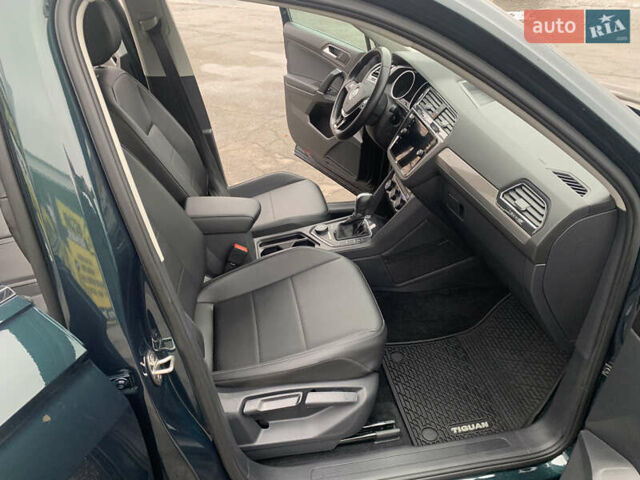 Зеленый Фольксваген Тигуан, объемом двигателя 1.98 л и пробегом 161 тыс. км за 21200 $, фото 21 на Automoto.ua