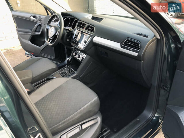 Зеленый Фольксваген Тигуан, объемом двигателя 0 л и пробегом 139 тыс. км за 12200 $, фото 59 на Automoto.ua