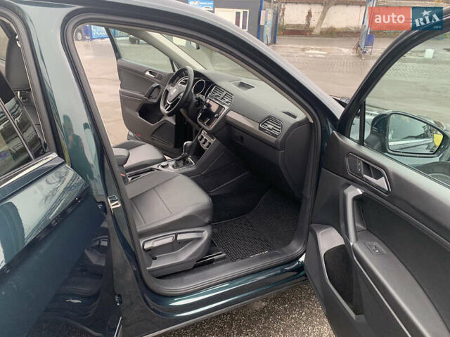 Зеленый Фольксваген Тигуан, объемом двигателя 1.98 л и пробегом 161 тыс. км за 21200 $, фото 41 на Automoto.ua