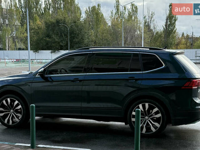 Зелений Фольксваген Тігуан, об'ємом двигуна 2 л та пробігом 52 тис. км за 26000 $, фото 7 на Automoto.ua