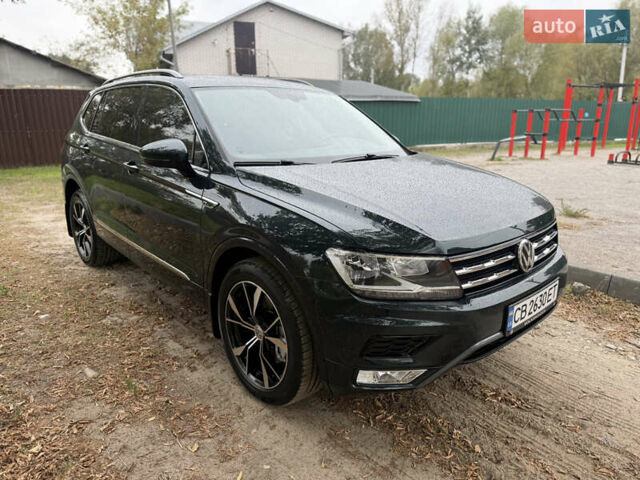 Зелений Фольксваген Тігуан, об'ємом двигуна 2 л та пробігом 170 тис. км за 19900 $, фото 33 на Automoto.ua