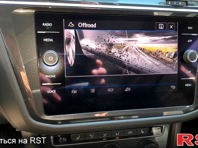 Зеленый Фольксваген Тигуан, объемом двигателя 2 л и пробегом 123 тыс. км за 21800 $, фото 4 на Automoto.ua