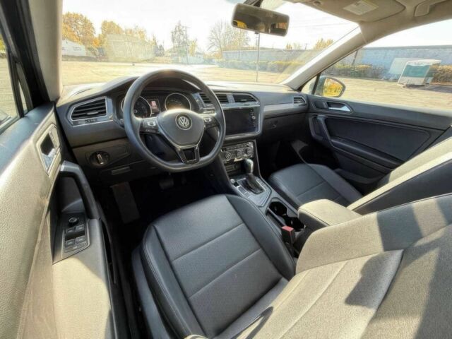 Зелений Фольксваген Тігуан, об'ємом двигуна 2 л та пробігом 40 тис. км за 18000 $, фото 7 на Automoto.ua