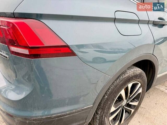 Зеленый Фольксваген Тигуан, объемом двигателя 2 л и пробегом 80 тыс. км за 13000 $, фото 19 на Automoto.ua