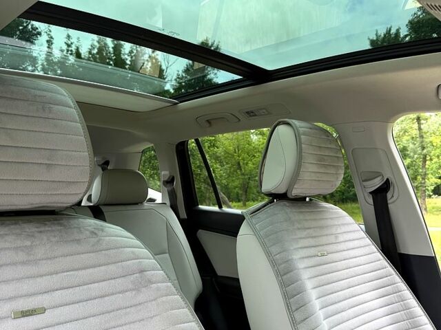 Зеленый Фольксваген Тигуан, объемом двигателя 2 л и пробегом 96 тыс. км за 21300 $, фото 7 на Automoto.ua