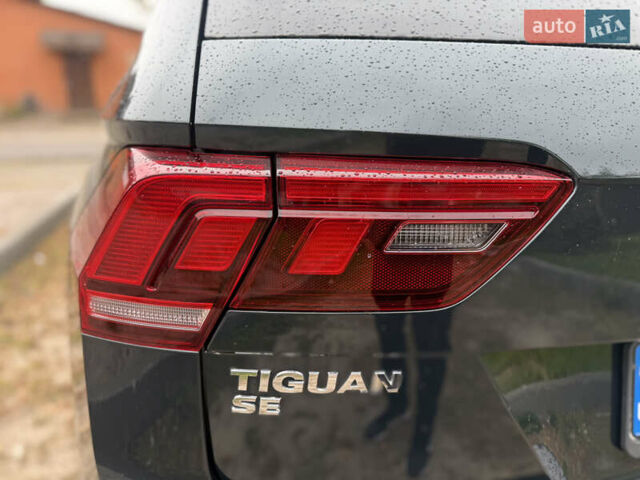 Зелений Фольксваген Тігуан, об'ємом двигуна 2 л та пробігом 170 тис. км за 19900 $, фото 5 на Automoto.ua