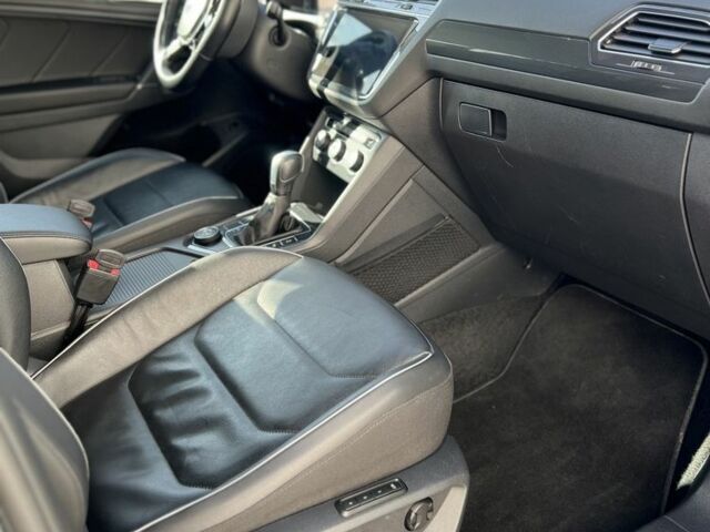 Зеленый Фольксваген Тигуан, объемом двигателя 2 л и пробегом 208 тыс. км за 30900 $, фото 5 на Automoto.ua