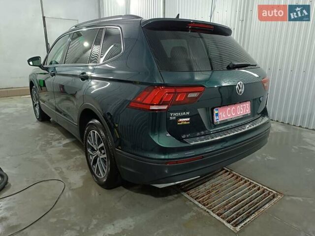 Зеленый Фольксваген Тигуан, объемом двигателя 1.98 л и пробегом 174 тыс. км за 21999 $, фото 2 на Automoto.ua