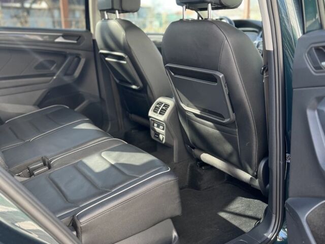 Зеленый Фольксваген Тигуан, объемом двигателя 2 л и пробегом 208 тыс. км за 30900 $, фото 6 на Automoto.ua