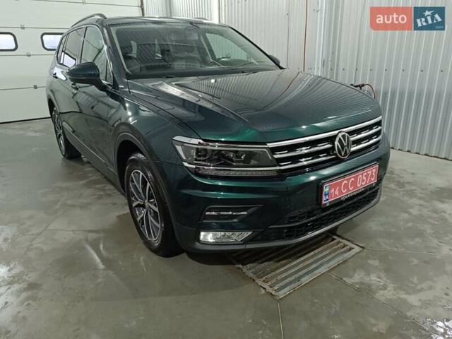 Зеленый Фольксваген Тигуан, объемом двигателя 1.98 л и пробегом 174 тыс. км за 21999 $, фото 1 на Automoto.ua
