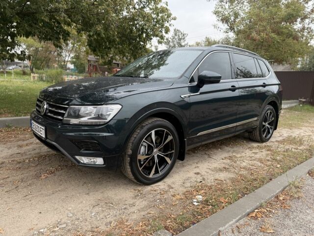 Зелений Фольксваген Тігуан, об'ємом двигуна 2 л та пробігом 106 тис. км за 19900 $, фото 11 на Automoto.ua