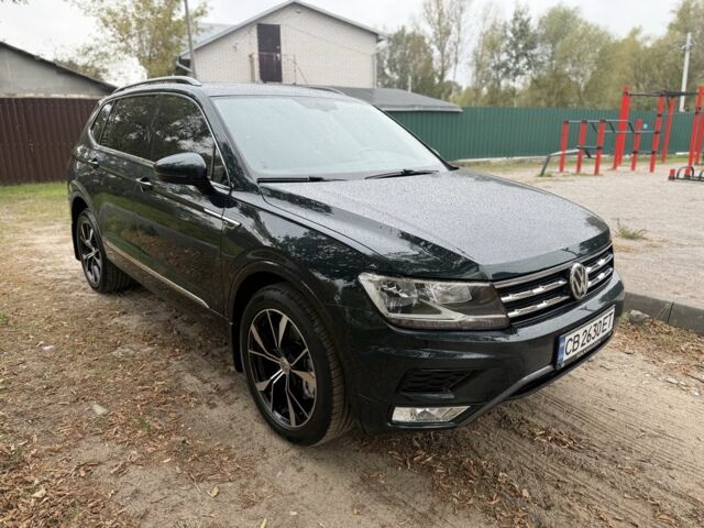 Зелений Фольксваген Тігуан, об'ємом двигуна 2 л та пробігом 106 тис. км за 19900 $, фото 5 на Automoto.ua