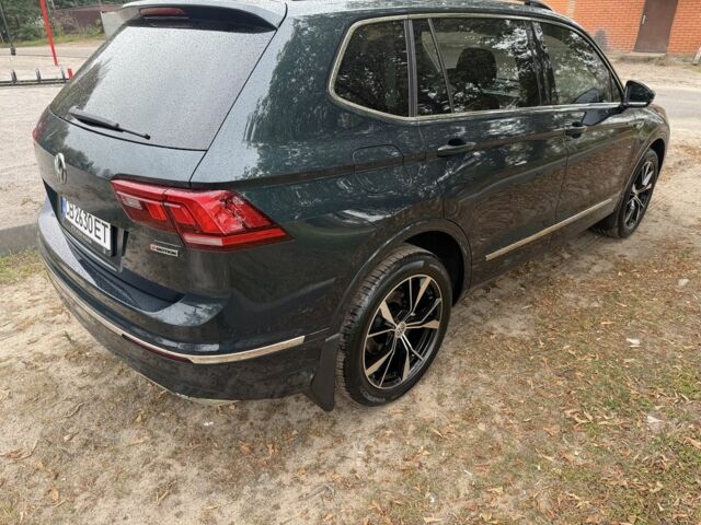 Зелений Фольксваген Тігуан, об'ємом двигуна 2 л та пробігом 106 тис. км за 19900 $, фото 8 на Automoto.ua