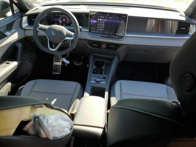 Зелений Фольксваген Тігуан, об'ємом двигуна 2 л та пробігом 1 тис. км за 26000 $, фото 8 на Automoto.ua