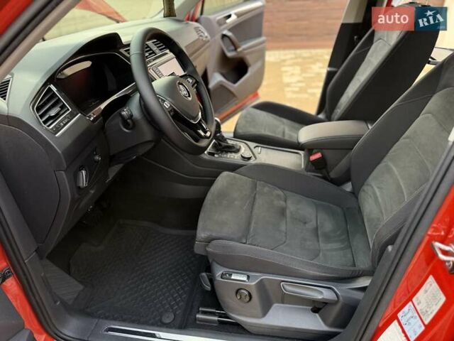 Оранжевый Фольксваген Тигуан, объемом двигателя 1.98 л и пробегом 161 тыс. км за 23900 $, фото 44 на Automoto.ua