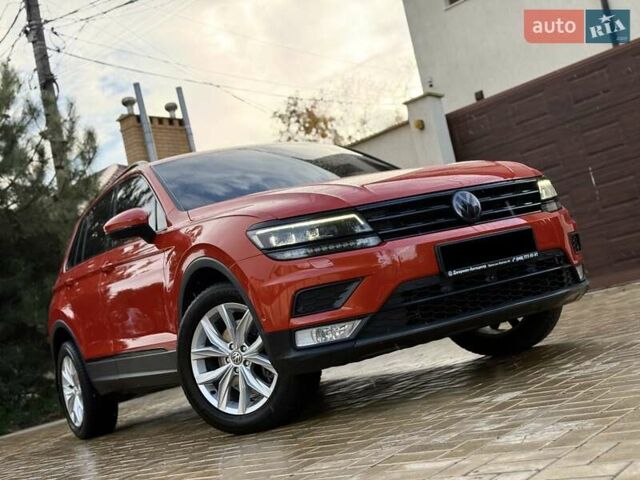 Оранжевый Фольксваген Тигуан, объемом двигателя 1.98 л и пробегом 161 тыс. км за 23900 $, фото 6 на Automoto.ua