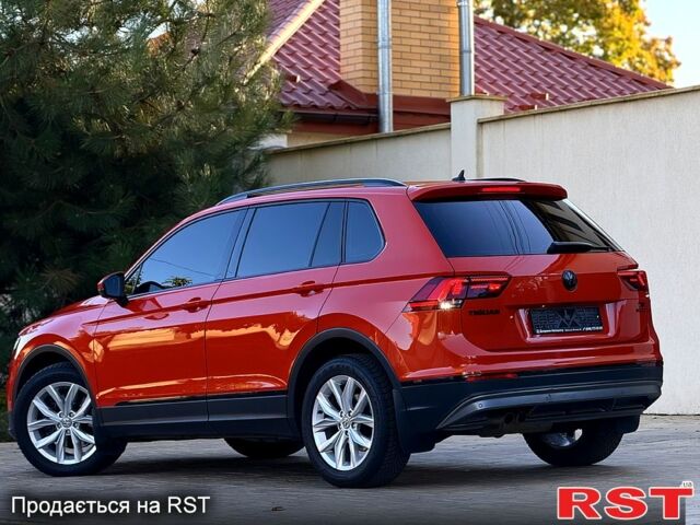 Оранжевый Фольксваген Тигуан, объемом двигателя 2 л и пробегом 160 тыс. км за 23700 $, фото 5 на Automoto.ua