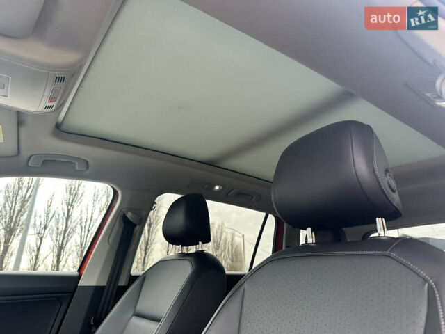 Оранжевый Фольксваген Тигуан, объемом двигателя 2 л и пробегом 143 тыс. км за 16700 $, фото 20 на Automoto.ua