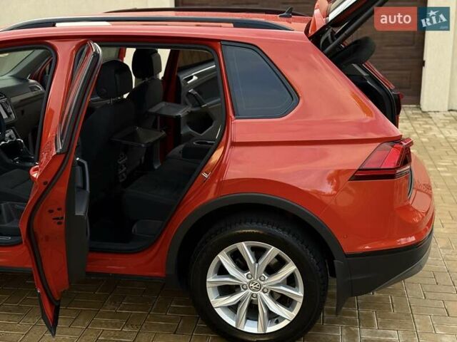 Оранжевый Фольксваген Тигуан, объемом двигателя 1.98 л и пробегом 161 тыс. км за 23900 $, фото 39 на Automoto.ua