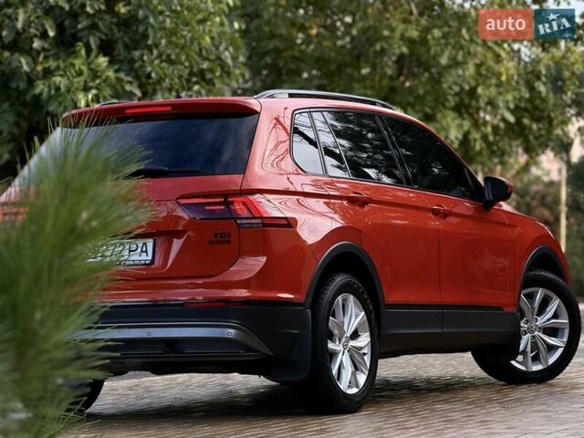 Оранжевый Фольксваген Тигуан, объемом двигателя 1.98 л и пробегом 161 тыс. км за 23900 $, фото 28 на Automoto.ua